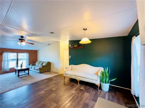 71 Lois Ave, Inglis, FL 34449 photo 9