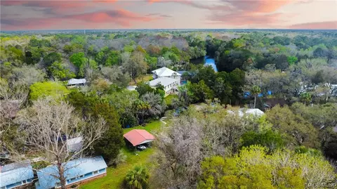 53 Canterbury Rd, Inglis, FL 34449