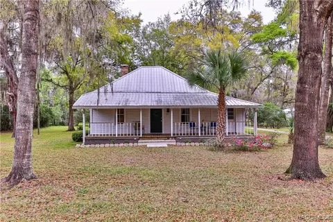 6415 S Old Floral City Rd, Floral City, FL 34436