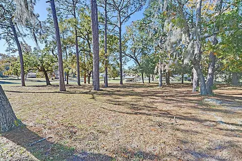 5735 W Paul Bryant Dr, Crystal River, FL 34429