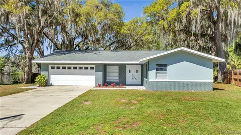 1758 S Mooring Dr, Inverness, FL 34450