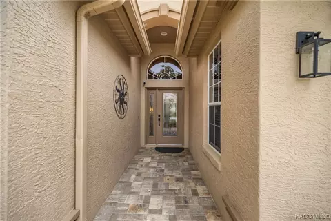 Exterior - 1136 W Beagle Run Loop, Hernando, FL 34442 photo 5 of 35
