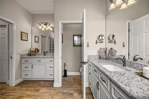 Bath - 1136 W Beagle Run Loop, Hernando, FL 34442 photo 1 of 4