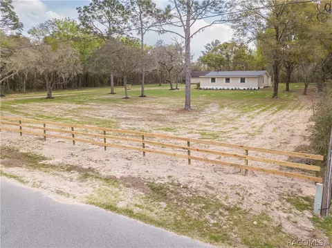 1180 E Winnetka St, Hernando, FL 34442