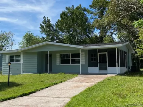 30 N Osceola St, Beverly Hills, FL 34465