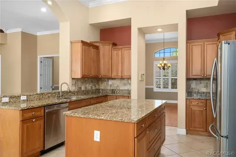 Kitchen - 1403 N Skyhawk Pt, Hernando, FL 34442 photo 4 of 4