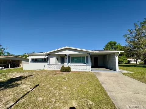 48 S Desoto St, Beverly Hills, FL 34465