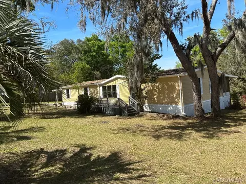 2671 E Mars St, Inverness, FL 34453