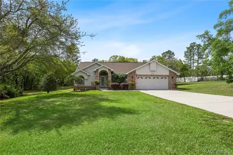 3695 W Cogwood Cir, Beverly Hills, FL 34465