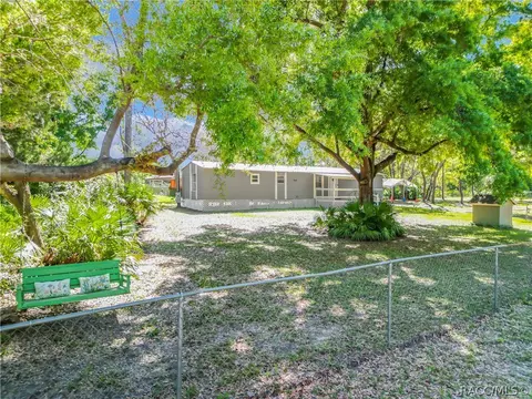 3087 N Amphibian Pt, Crystal River, FL 34428