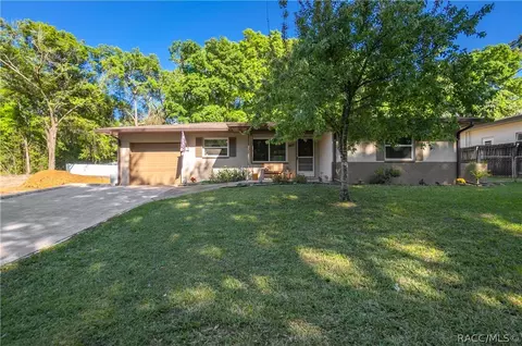 3415 S Highlands Ave, Inverness, FL 34452