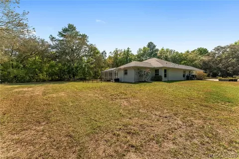 Exterior - 3795 N Indianriver Dr, Hernando, FL 34442 photo 12 of 19