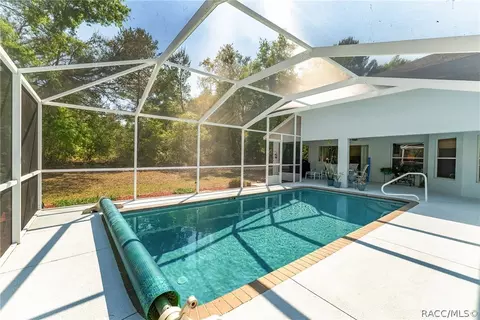 Exterior - 3795 N Indianriver Dr, Hernando, FL 34442 photo 8 of 19