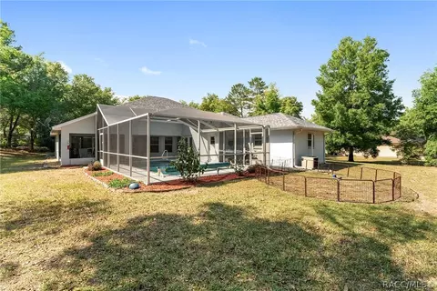 Exterior - 3795 N Indianriver Dr, Hernando, FL 34442 photo 10 of 19