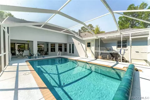 Exterior - 3795 N Indianriver Dr, Hernando, FL 34442 photo 9 of 19