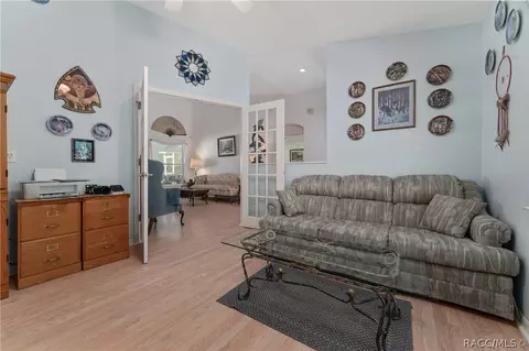 Living - 3795 N Indianriver Dr, Hernando, FL 34442 photo 3 of 8
