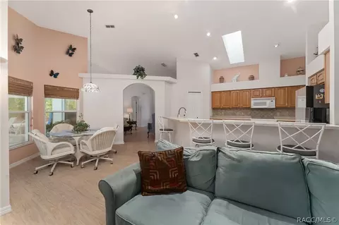 Living - 3795 N Indianriver Dr, Hernando, FL 34442 photo 8 of 8