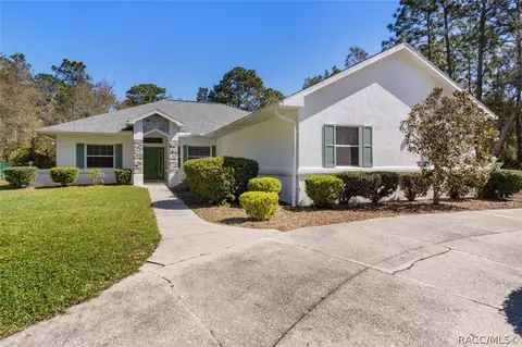 5720 N Mock Orange Dr, Beverly Hills, FL 34465