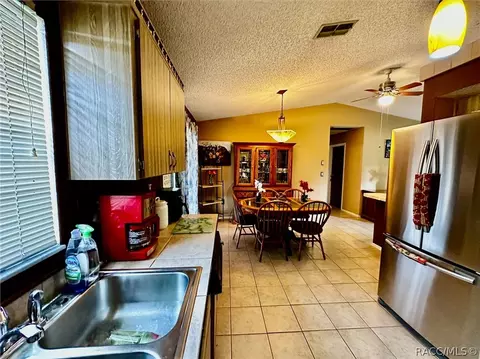 Dining - 9744 Eldridge Rd, Spring Hill, FL 34608 photo 2 of 7