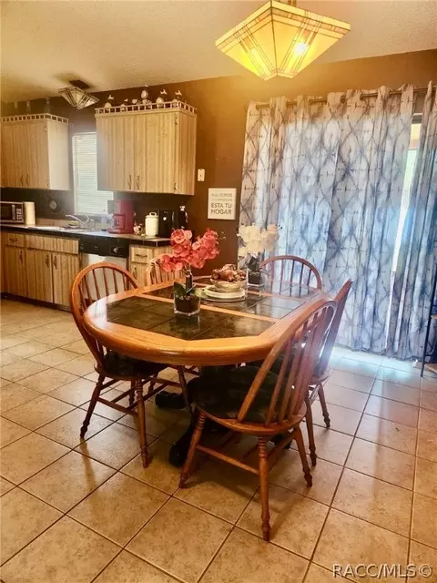 Dining - 9744 Eldridge Rd, Spring Hill, FL 34608 photo 4 of 7