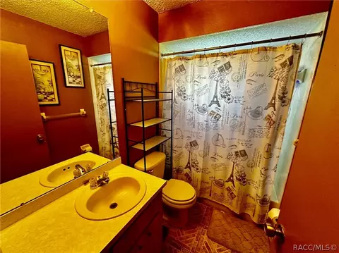 Bath - 9744 Eldridge Rd, Spring Hill, FL 34608 photo 3 of 7