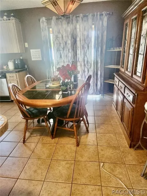 Dining - 9744 Eldridge Rd, Spring Hill, FL 34608 photo 6 of 7