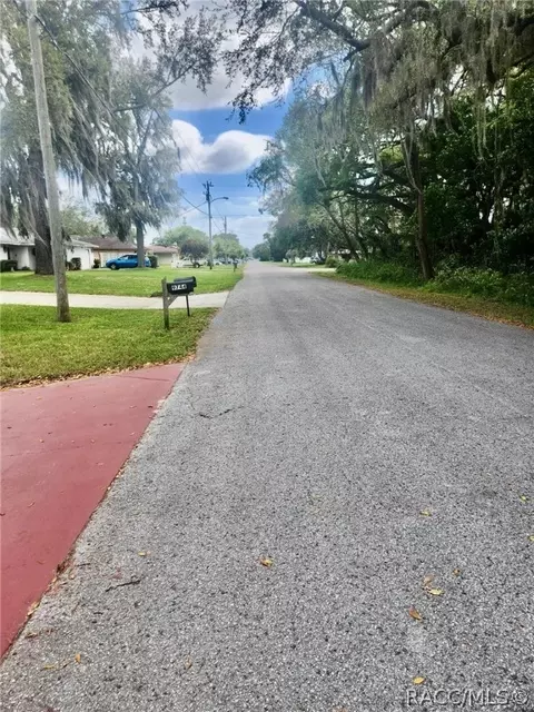 Exterior - 9744 Eldridge Rd, Spring Hill, FL 34608 photo 14 of 19