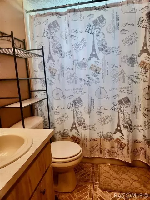 Bath - 9744 Eldridge Rd, Spring Hill, FL 34608 photo 5 of 7