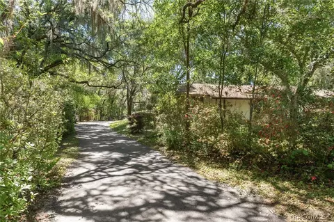 Exterior - 5740 N Highland Park Dr, Hernando, FL 34442 photo 3 of 8