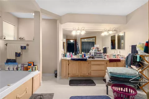Bath - 5740 N Highland Park Dr, Hernando, FL 34442 photo 2 of 3