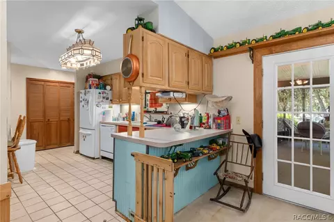 Kitchen - 5740 N Highland Park Dr, Hernando, FL 34442 photo 1 of 4