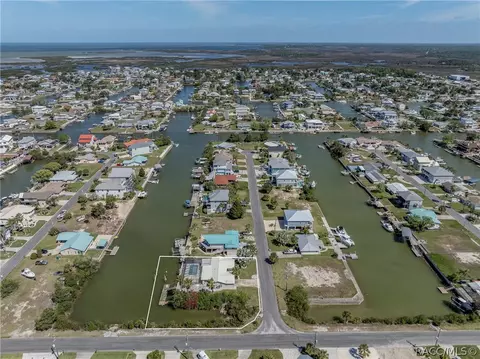 View/Area - 4263 Bellaire Dr, Hernando Beach, FL 34607 photo 5 of 11