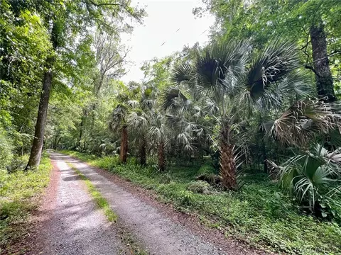 9328 E Sleepy Oak Ct, Inverness, FL 34453