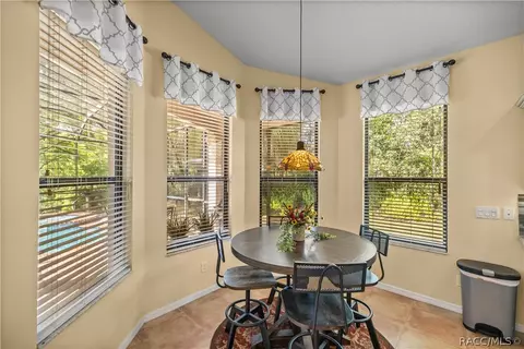 Dining - 3194 N Chandler Dr, Hernando, FL 34442 photo 4 of 5