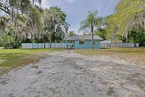 2219 Forest Dr, Inverness, FL 34453
