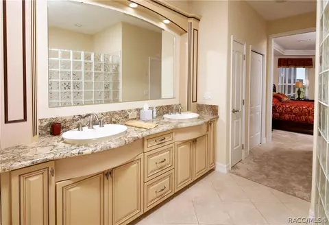 Bath - 598 W Doerr Path, Hernando, FL 34442 photo 1 of 4