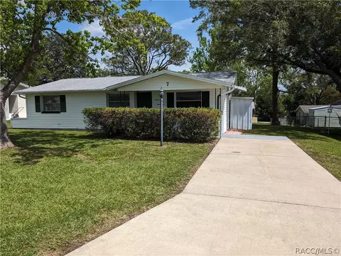 7 Donna St, Beverly Hills, FL 34465