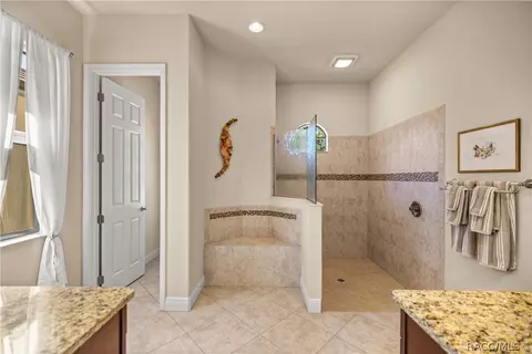 Bath - 1427 N Ridge Meadow Path, Hernando, FL 34442 photo 2 of 5