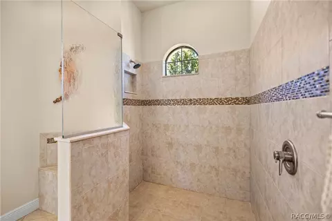 Bath - 1427 N Ridge Meadow Path, Hernando, FL 34442 photo 3 of 5