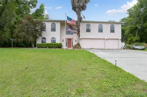 8788 N Salina Dr, Citrus Springs, FL 34434