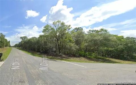 5651 N Decarlo Dr, Citrus Springs, FL 34434