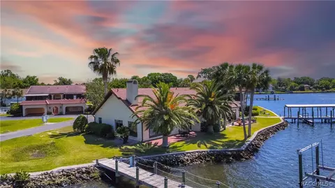 361 NW 14th Pl, Crystal River, FL 34428