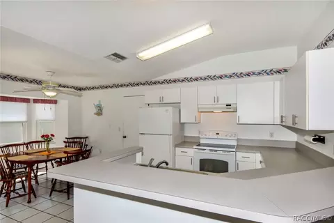 Kitchen - 718 W Toucan Loop, Hernando, FL 34442 photo 1 of 5