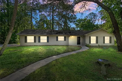3757 S Illinois Ter, Homosassa, FL 34448