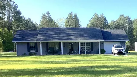 5850 NW 70 St, Chiefland, FL 32626