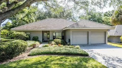 3035 W Bermuda Dunes Dr, Lecanto, FL 34461