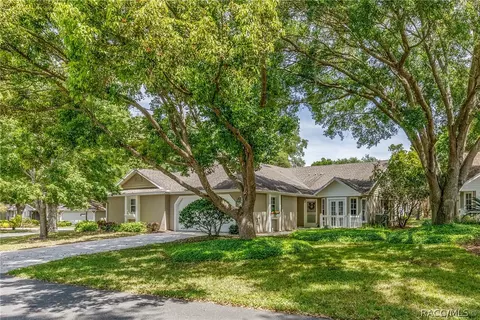 1594 N Foxboro Loop, Crystal River, FL 34429