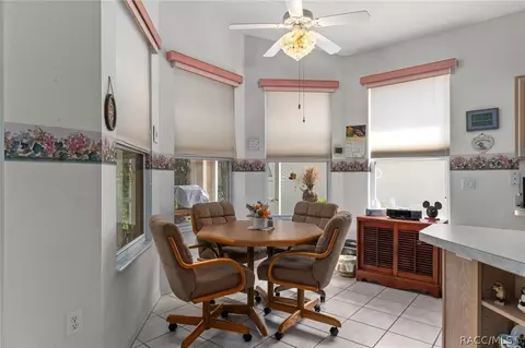 Dining - 305 W Doerr Path, Hernando, FL 34442 photo 2 of 4