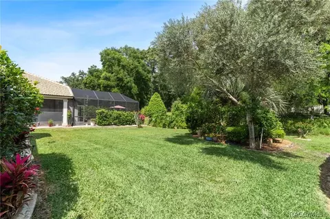 Exterior - 305 W Doerr Path, Hernando, FL 34442 photo 8 of 20