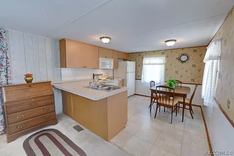 10027 E Perch Ct, Inverness, FL 34450 photo 5